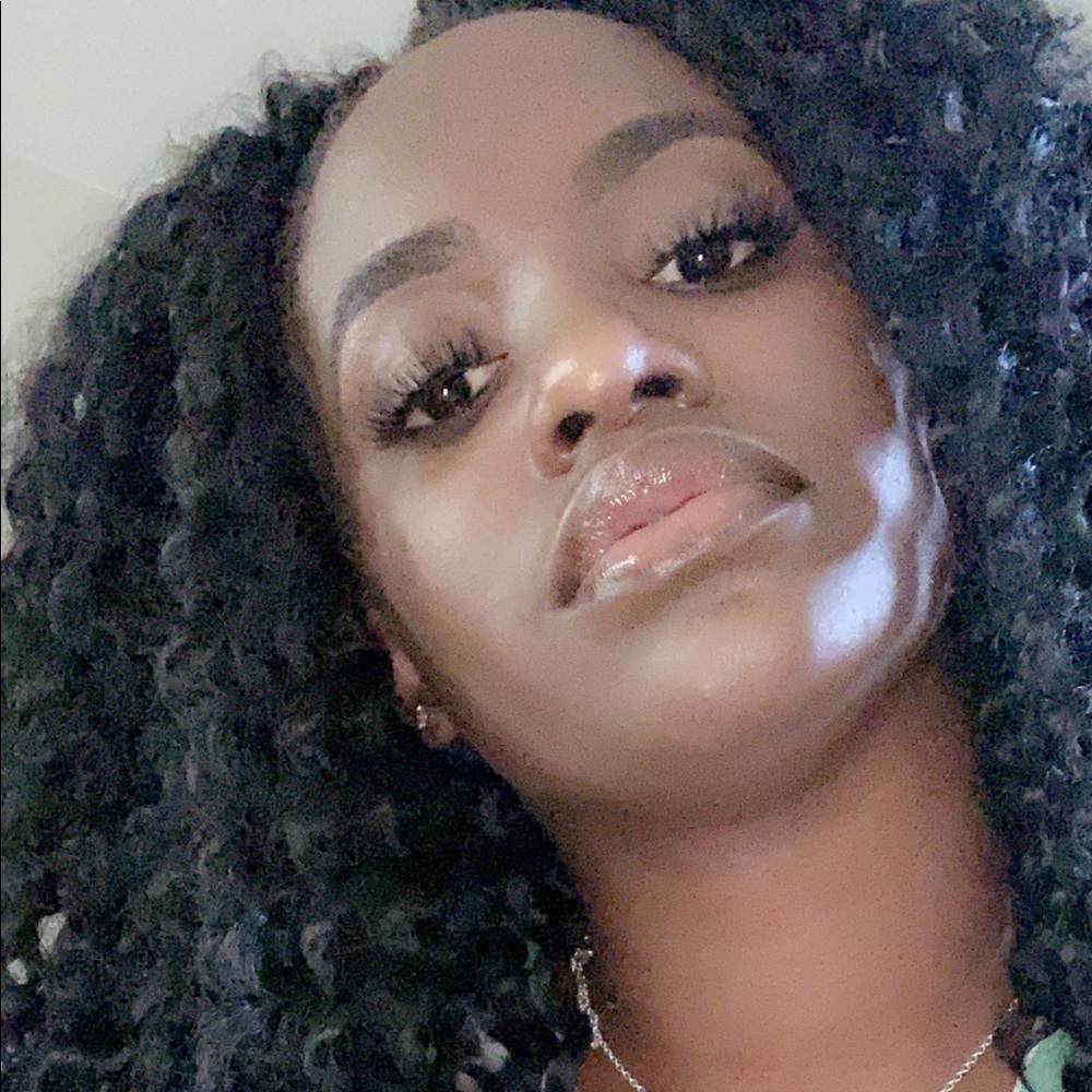 Meet your Posher, Kiera